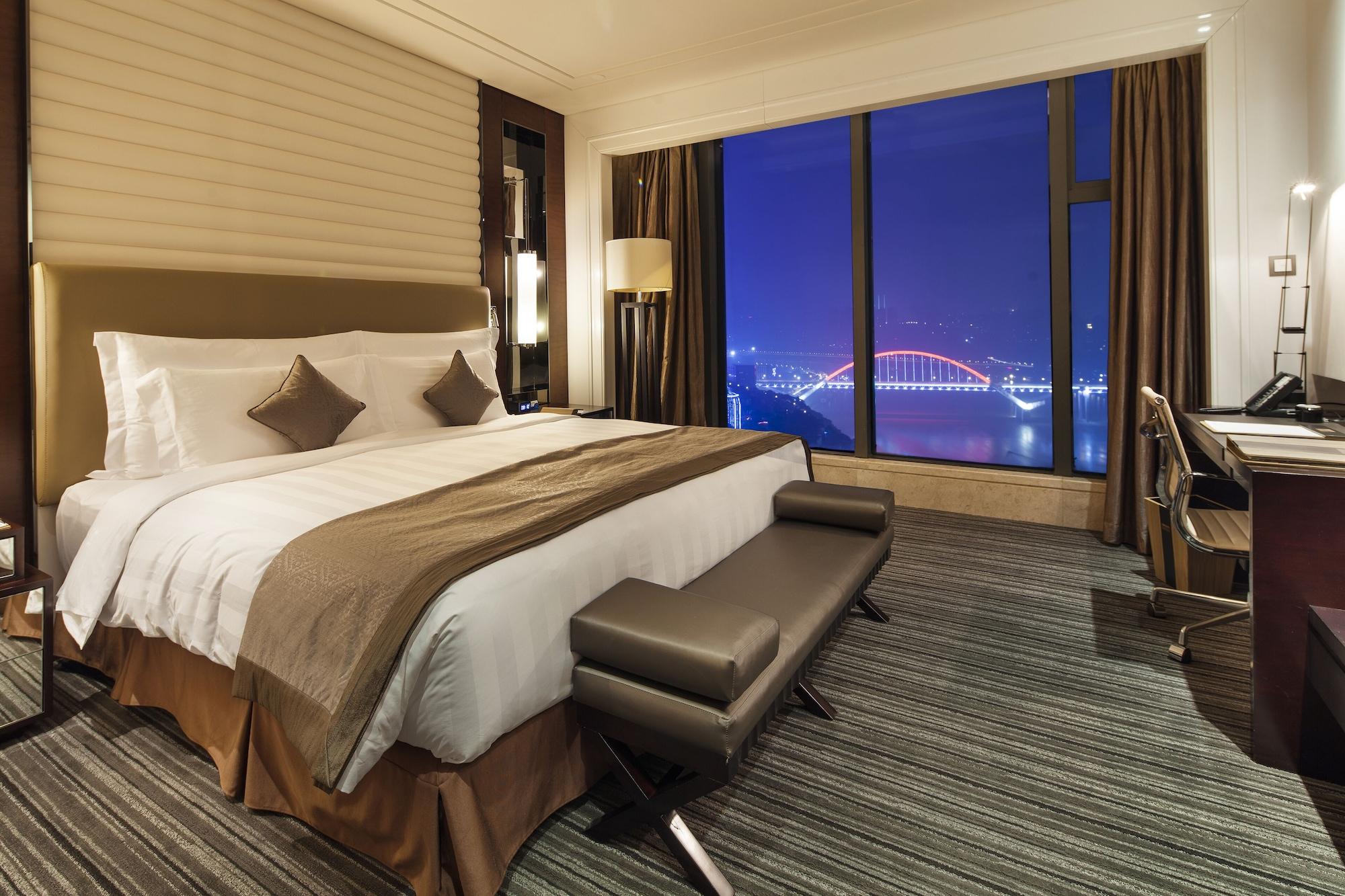 Radisson Blu Plaza Chongqing - Free 2 Bottle Of Local Beer Per Room During Stay Extérieur photo