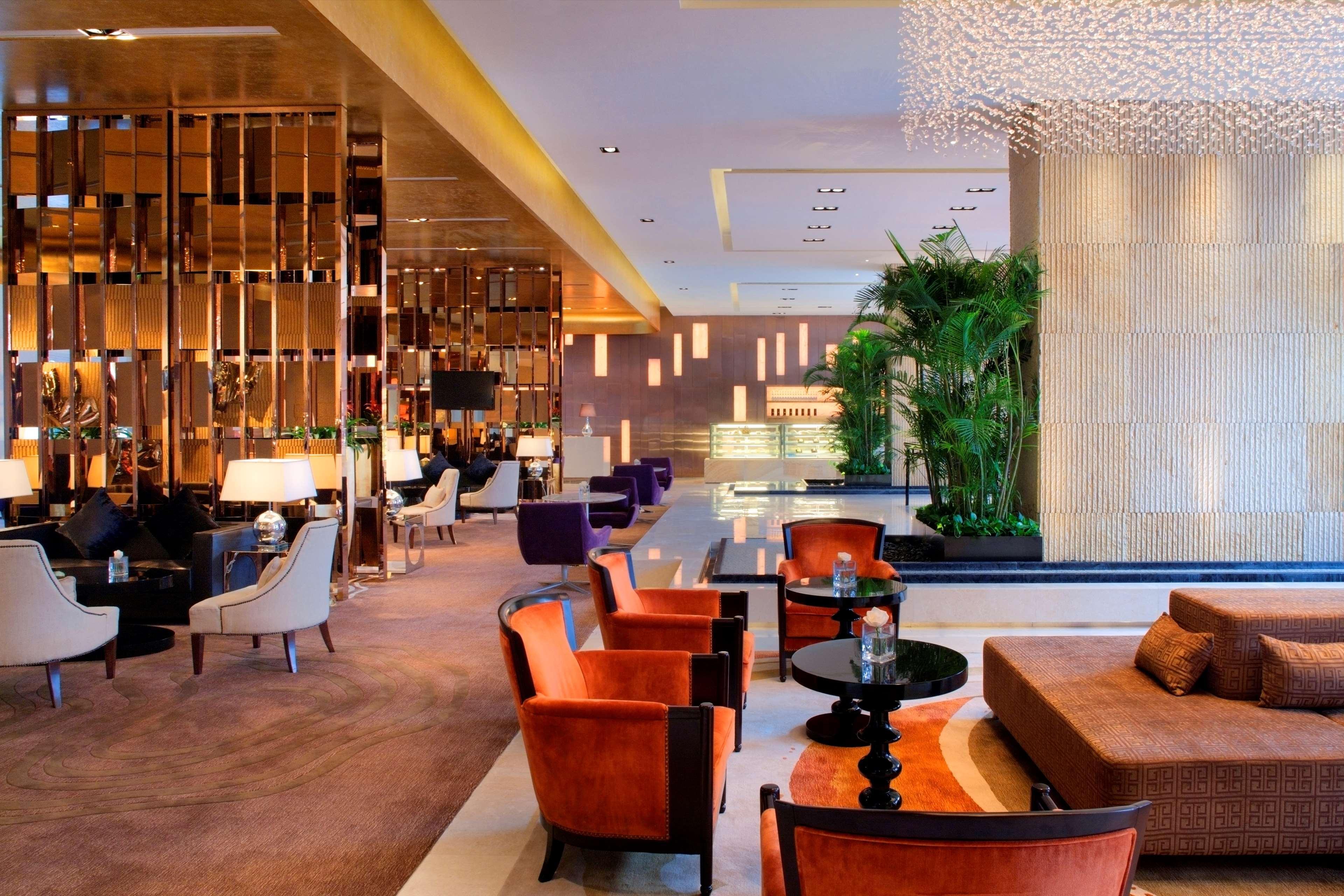Radisson Blu Plaza Chongqing - Free 2 Bottle Of Local Beer Per Room During Stay Intérieur photo