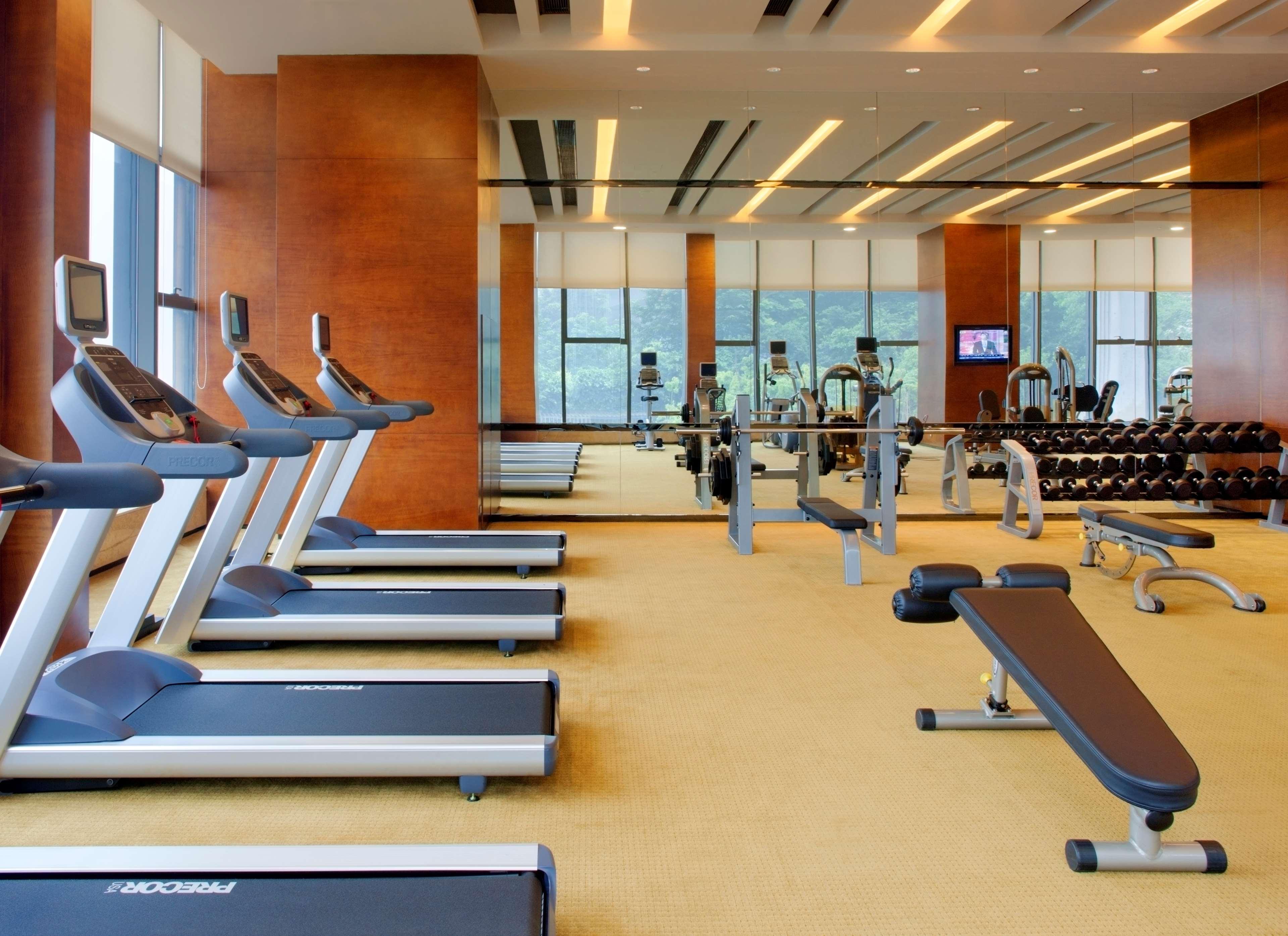 Radisson Blu Plaza Chongqing - Free 2 Bottle Of Local Beer Per Room During Stay Facilités photo