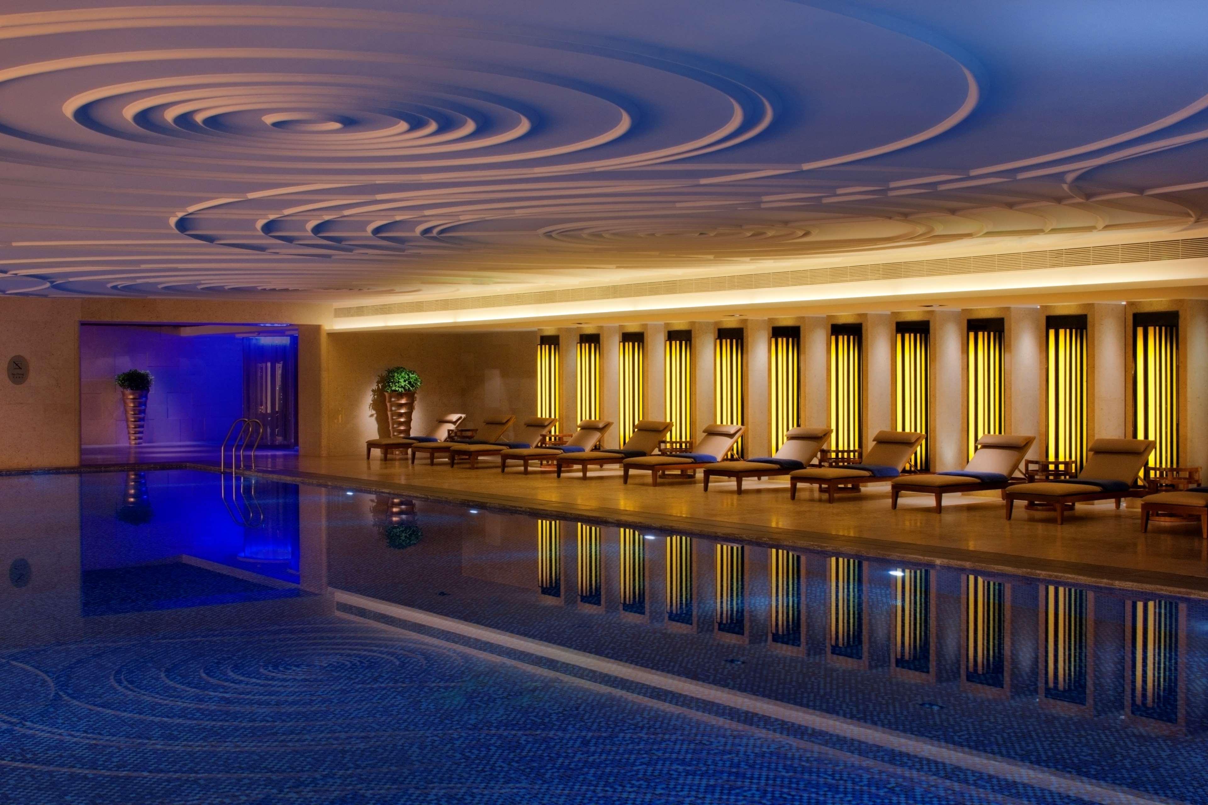 Radisson Blu Plaza Chongqing - Free 2 Bottle Of Local Beer Per Room During Stay Extérieur photo