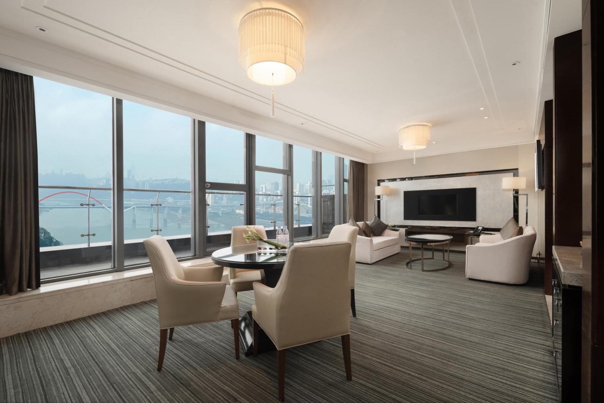 Radisson Blu Plaza Chongqing - Free 2 Bottle Of Local Beer Per Room During Stay Extérieur photo