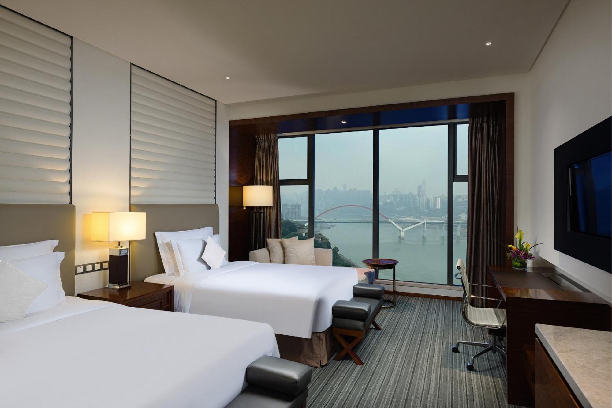 Radisson Blu Plaza Chongqing - Free 2 Bottle Of Local Beer Per Room During Stay Extérieur photo