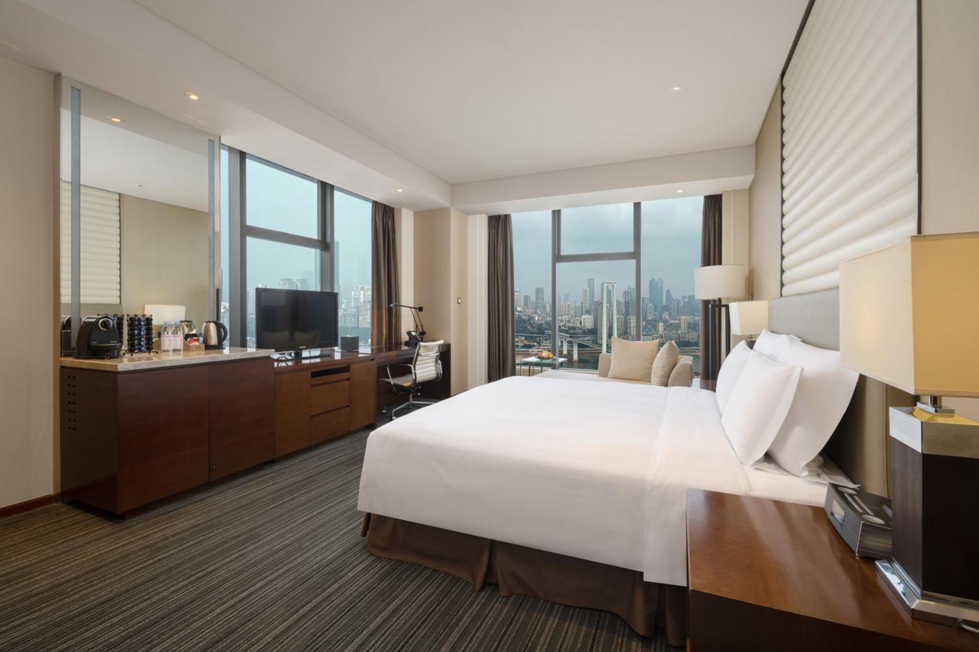 Radisson Blu Plaza Chongqing - Free 2 Bottle Of Local Beer Per Room During Stay Extérieur photo