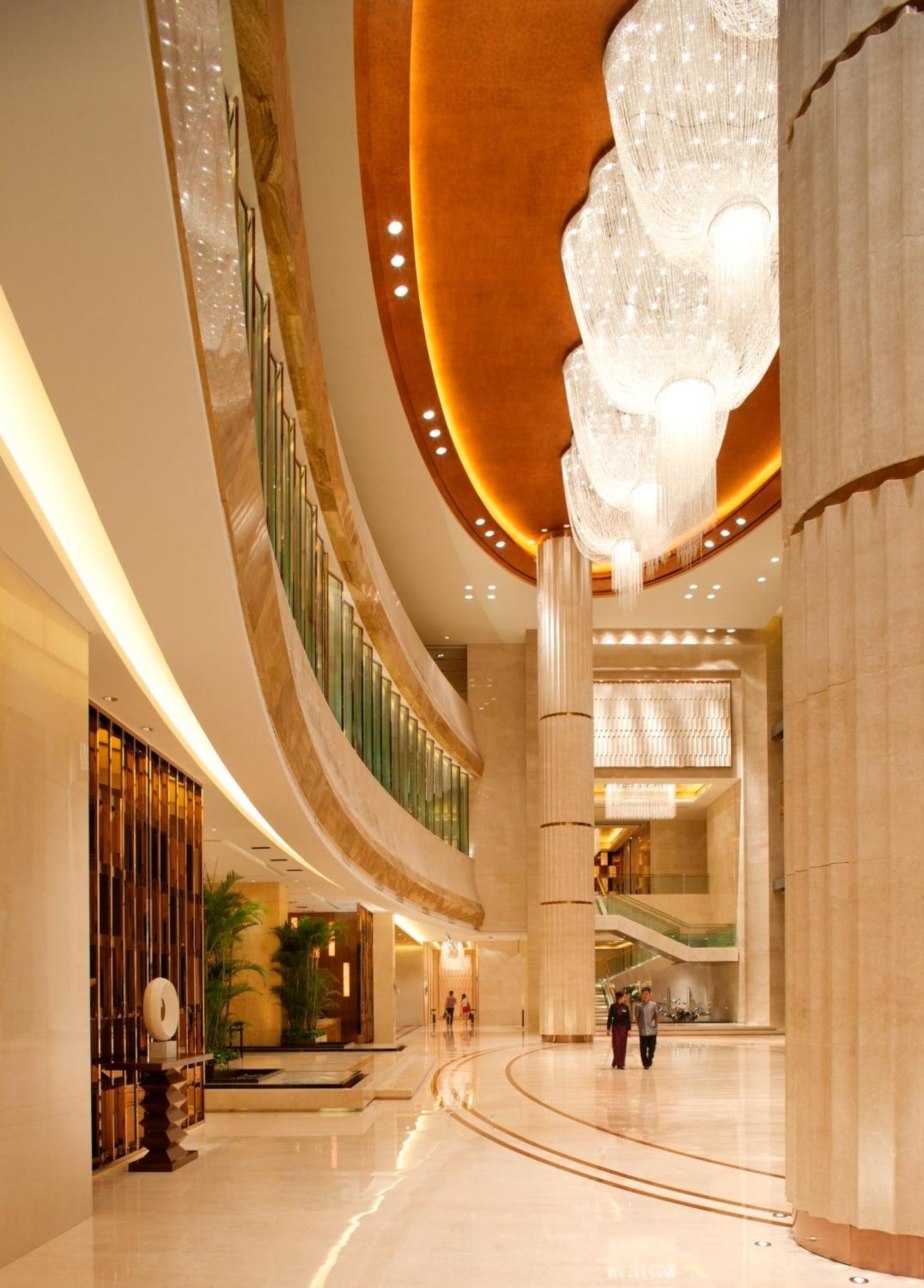 Radisson Blu Plaza Chongqing - Free 2 Bottle Of Local Beer Per Room During Stay Extérieur photo
