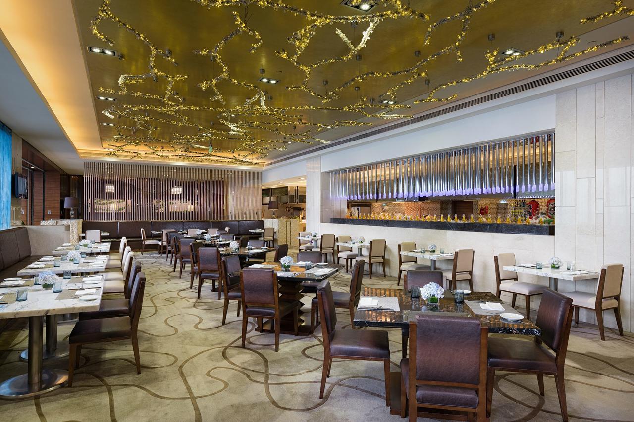 Radisson Blu Plaza Chongqing - Free 2 Bottle Of Local Beer Per Room During Stay Extérieur photo