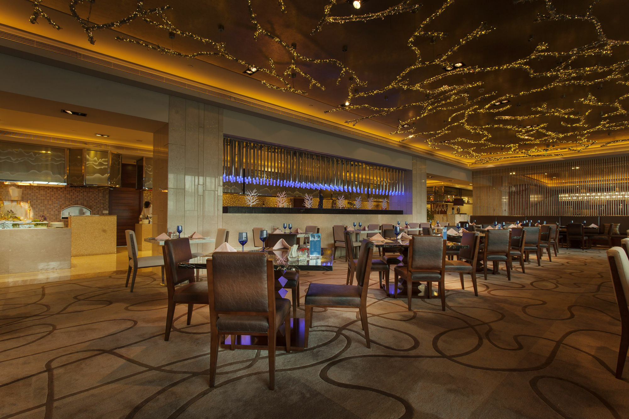 Radisson Blu Plaza Chongqing - Free 2 Bottle Of Local Beer Per Room During Stay Extérieur photo